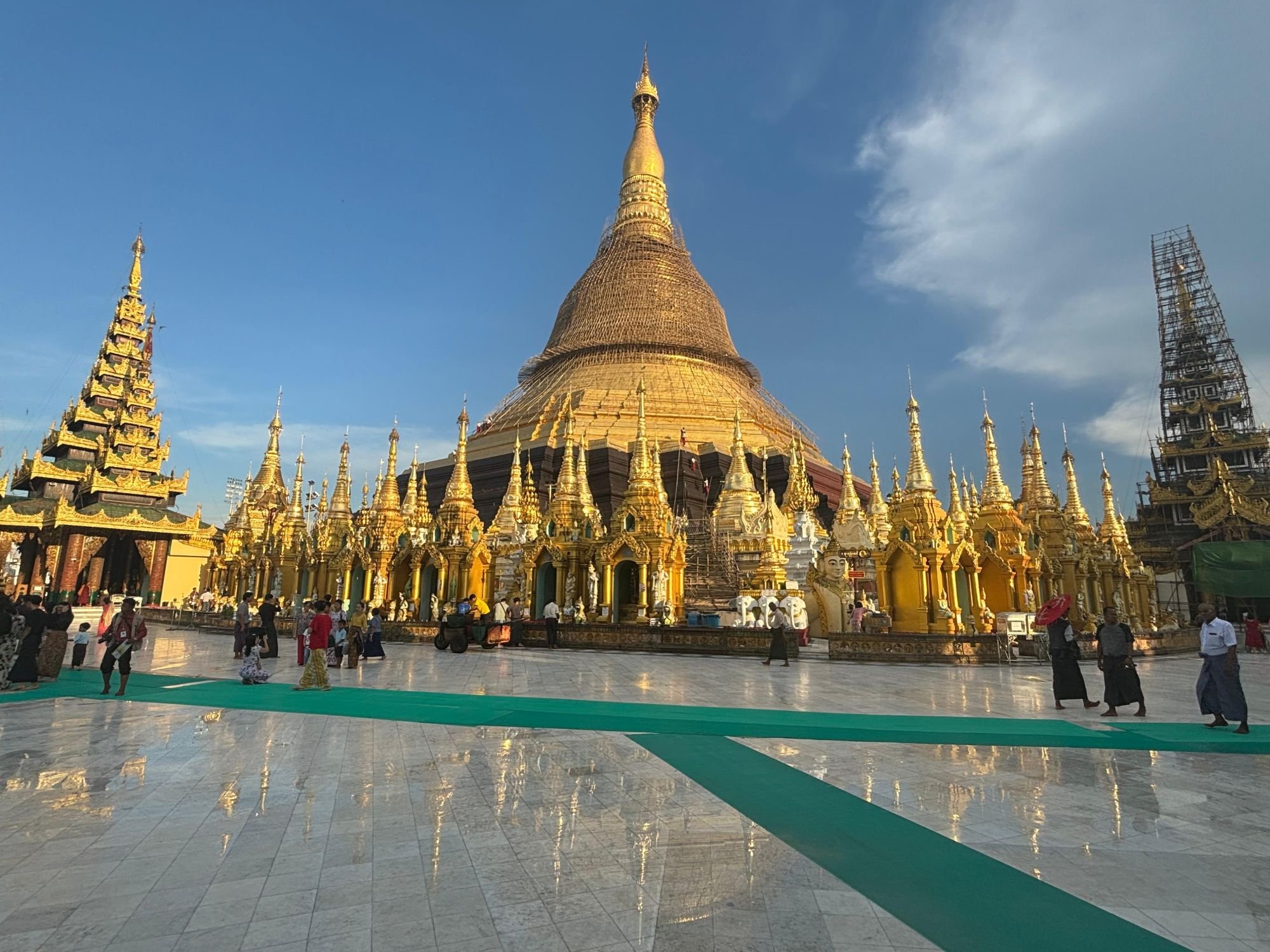 Shwedagon